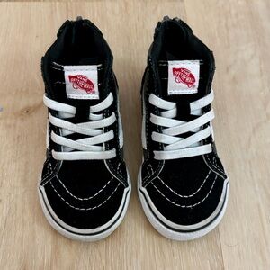 Vans off the Wall Toddler SK8 Hi Zip Shoes